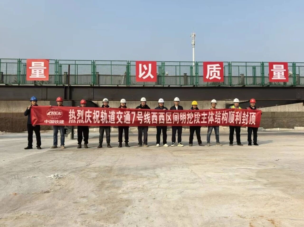 636cb3860b1293239de6fdba010b6807.jpg 636cb3860b1293239de6fdba010b6807.jpg